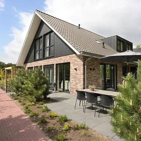 Heide Hoeve Hoekwoning Met Hottub | 6 Personen