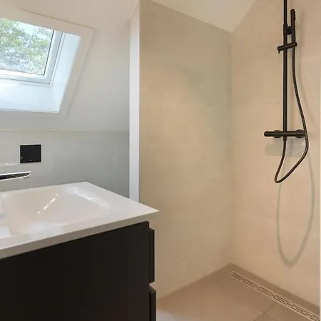Holiday home Heide Hoeve Hoekwoning Met Hottub | 6 Personen Otterlo