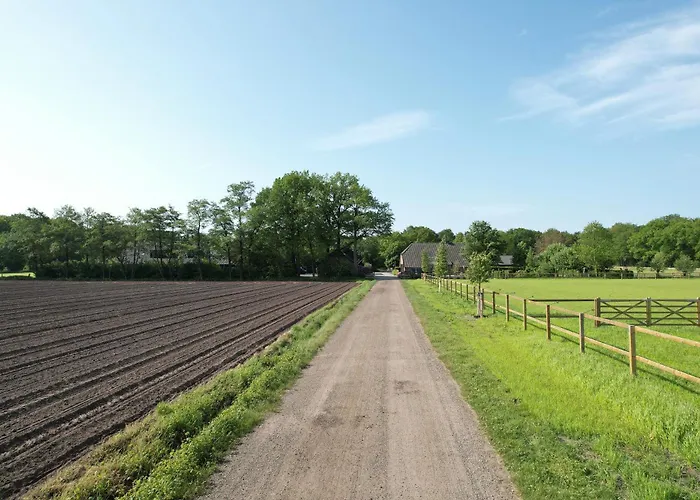 Semesterbostad Heide Hoeve Hoekwoning Met Hottub | 6 Personen *